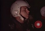 Standbild B-52-Navigator Okinawa Japan, 1969, aus Sekunde 22 historischem Filmmaterial Videoclip 65675034398