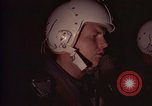 Standbild B-52-Navigator Okinawa Japan, 1969, aus Sekunde 23 historischem Filmmaterial Videoclip 65675034398