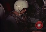 Standbild B-52-Navigator Okinawa Japan, 1969, aus Sekunde 30 historischem Filmmaterial Videoclip 65675034398