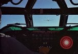 Standbild B-52-Navigator Okinawa Japan, 1969, aus Sekunde 42 historischem Filmmaterial Videoclip 65675034398