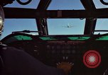 Standbild B-52-Navigator Okinawa Japan, 1969, aus Sekunde 46 historischem Filmmaterial Videoclip 65675034398