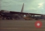 Image B-52D aircraft U-Tapao Royal Thai Air Force Base en Thaïlande, 1968, de la seconde 9 séquences d'archives historiques vidéo 65675034400