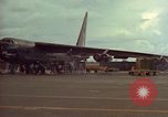 Image B-52D aircraft U-Tapao Royal Thai Air Force Base en Thaïlande, 1968, de la seconde 13 séquences d'archives historiques vidéo 65675034400