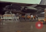 Image B-52D aircraft U-Tapao Royal Thai Air Force Base en Thaïlande, 1968, de la seconde 25 séquences d'archives historiques vidéo 65675034400