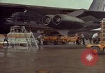 Image B-52D aircraft U-Tapao Royal Thai Air Force Base en Thaïlande, 1968, de la seconde 33 séquences d'archives historiques vidéo 65675034400