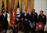 Image M de Richard Nixon Washington DC White House USA, 1969, de la seconde 6 séquences d'archives historiques vidéo 65675034405