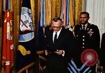 Image M de Richard Nixon Washington DC White House USA, 1969, de la seconde 10 séquences d'archives historiques vidéo 65675034405