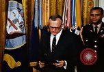 Image M de Richard Nixon Washington DC White House USA, 1969, de la seconde 13 séquences d'archives historiques vidéo 65675034405