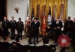 Image M de Richard Nixon Washington DC White House USA, 1969, de la seconde 7 séquences d'archives historiques vidéo 65675034407