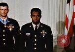 Image M de Richard Nixon Washington DC White House USA, 1969, de la seconde 23 séquences d'archives historiques vidéo 65675034407