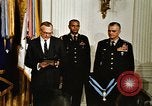 Image M de Richard Nixon Washington DC White House USA, 1969, de la seconde 5 séquences d'archives historiques vidéo 65675034409