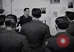 Image soldats sont informés United States USA, 1950, de la seconde 10 séquences d'archives historiques vidéo 65675034412