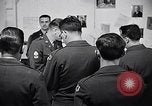 Image soldats sont informés United States USA, 1950, de la seconde 18 séquences d'archives historiques vidéo 65675034412