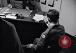 Image soldats sont informés United States USA, 1950, de la seconde 19 séquences d'archives historiques vidéo 65675034412