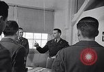 Image soldats sont informés United States USA, 1950, de la seconde 38 séquences d'archives historiques vidéo 65675034412