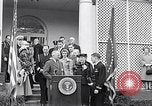Immagine di Thomas Hudner Medal of Honor Washington DC White House USA, 1951, secondo 4 filmato di repertorio 65675034415