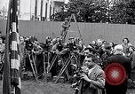 Immagine di Thomas Hudner Medal of Honor Washington DC White House USA, 1951, secondo 41 filmato di repertorio 65675034415