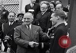 Immagine di Thomas Hudner Medal of Honor Washington DC White House USA, 1951, secondo 49 filmato di repertorio 65675034415