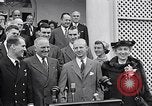 Immagine di Thomas Hudner Medal of Honor Washington DC White House USA, 1951, secondo 57 filmato di repertorio 65675034415