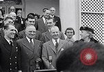 Immagine di Thomas Hudner Medal of Honor Washington DC White House USA, 1951, secondo 59 filmato di repertorio 65675034415