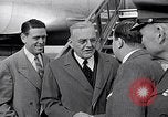 Immagine di John Foster Dulles e Earl D Johnson United States USA, 1951, secondo 25 filmato di repertorio 65675034416