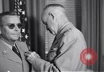 Image Omar N Bradley Washington DC USA, 1951, de la seconde 30 séquences d'archives historiques vidéo 65675034419