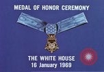 Immagine di Lyndon B Johnson Washington DC White House USA, 1969, secondo 8 filmato di repertorio 65675034425