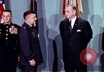 Immagine di Lyndon B Johnson Washington DC USA, 1969, secondo 59 filmato di repertorio 65675034426