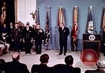 Immagine di Lyndon B Johnson Washington DC White House USA, 1969, secondo 3 filmato di repertorio 65675034427