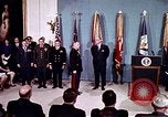 Immagine di Lyndon B Johnson Washington DC White House USA, 1969, secondo 23 filmato di repertorio 65675034427