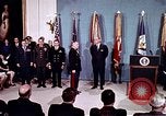 Immagine di Lyndon B Johnson Washington DC White House USA, 1969, secondo 25 filmato di repertorio 65675034427