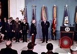 Immagine di Lyndon B Johnson Washington DC White House USA, 1969, secondo 28 filmato di repertorio 65675034427