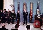 Immagine di Lyndon B Johnson Washington DC White House USA, 1969, secondo 29 filmato di repertorio 65675034427