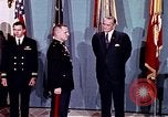 Immagine di Lyndon B Johnson Washington DC White House USA, 1969, secondo 39 filmato di repertorio 65675034427