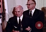 Immagine di Lyndon B Johnson Washington DC White House USA, 1969, secondo 7 filmato di repertorio 65675034428