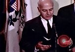 Immagine di Lyndon B Johnson Washington DC White House USA, 1969, secondo 36 filmato di repertorio 65675034428