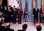Immagine di Lyndon B Johnson Washington DC White House USA, 1969, secondo 3 filmato di repertorio 65675034429