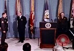 Immagine di Lyndon B Johnson Washington DC White House USA, 1969, secondo 12 filmato di repertorio 65675034429