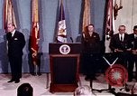 Immagine di Lyndon B Johnson Washington DC White House USA, 1969, secondo 13 filmato di repertorio 65675034429