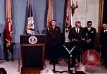 Immagine di Lyndon B Johnson Washington DC White House USA, 1969, secondo 14 filmato di repertorio 65675034429