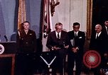 Immagine di Lyndon B Johnson Washington DC White House USA, 1969, secondo 16 filmato di repertorio 65675034429