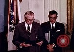 Immagine di Lyndon B Johnson Washington DC White House USA, 1969, secondo 19 filmato di repertorio 65675034429