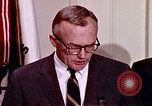 Immagine di Lyndon B Johnson Washington DC White House USA, 1969, secondo 31 filmato di repertorio 65675034429