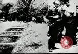 Standbild Massaker von Katyn des polnischen Vinnitsa Ukraine Sowjetunion, 1944, aus Sekunde 31 historischem Filmmaterial Videoclip 65675034441