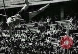 Immagine di Atletica leggera Berlino Germania, 1943, secondo 3 filmato di repertorio 65675034442
