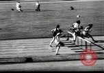 Immagine di Atletica leggera Berlino Germania, 1943, secondo 16 filmato di repertorio 65675034442