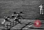 Immagine di Atletica leggera Berlino Germania, 1943, secondo 23 filmato di repertorio 65675034442