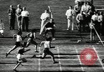 Immagine di Atletica leggera Berlino Germania, 1943, secondo 26 filmato di repertorio 65675034442