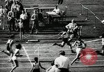 Immagine di Atletica leggera Berlino Germania, 1943, secondo 28 filmato di repertorio 65675034442
