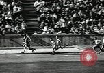 Immagine di Atletica leggera Berlino Germania, 1943, secondo 40 filmato di repertorio 65675034442